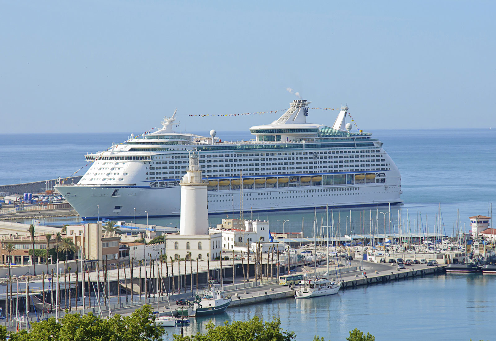 San Diego Cruise Package Comfort Inn San Diego Airport at the Harbor